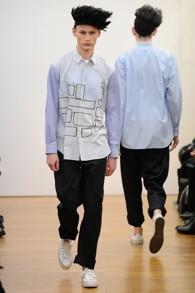 Look 22